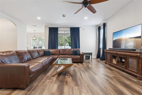 Casa en venta en Orlando, Florida, 4 dormitorios, 291.81 m2 № 2220907 - foto 14