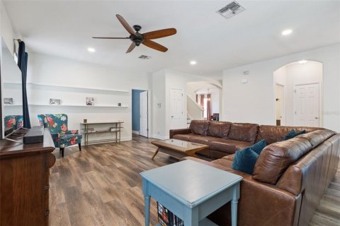 Casa en venta en Orlando, Florida, 4 dormitorios, 291.81 m2 № 2220907 - foto 16