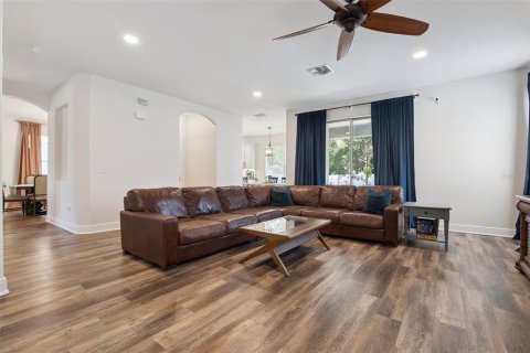 Casa en venta en Orlando, Florida, 4 dormitorios, 291.81 m2 № 2220907 - foto 15