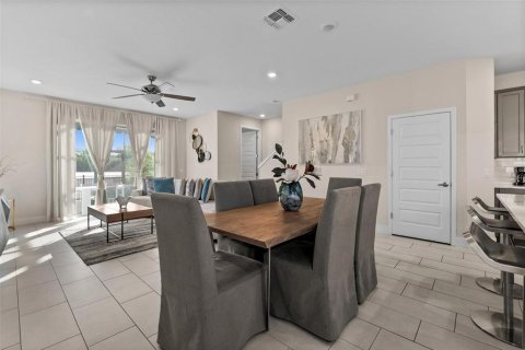 Adosado en venta en Kissimmee, Florida, 3 dormitorios, 154.12 m2 № 1690701 - foto 18