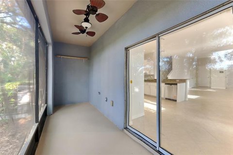 Townhouse in Brandon, Florida 2 bedrooms, 143.81 sq.m. № 1629605 - photo 8