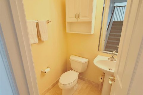 Touwnhouse à vendre à Oakland Park, Floride: 3 chambres, 177.81 m2 № 2084836 - photo 6