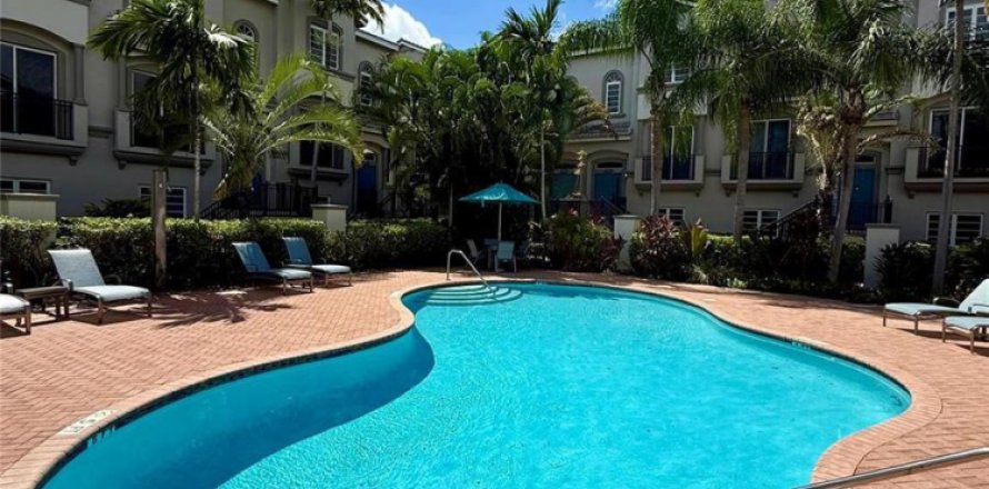 Touwnhouse à Oakland Park, Floride 3 chambres, 177.81 m2 № 2084836