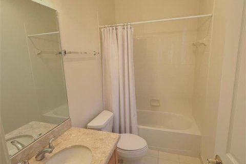 Touwnhouse à vendre à Oakland Park, Floride: 3 chambres, 177.81 m2 № 2084836 - photo 13