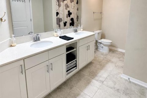 Condo in Kissimmee, Florida, 3 bedrooms № 2197449 - photo 8