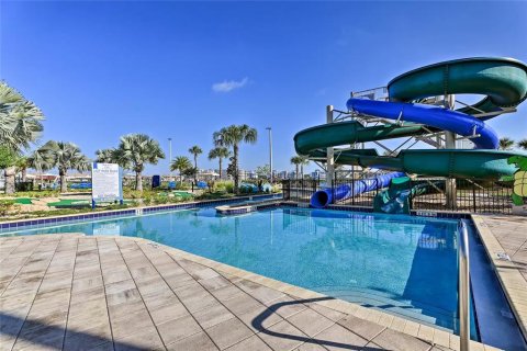 Condo in Kissimmee, Florida, 3 bedrooms № 2197449 - photo 17