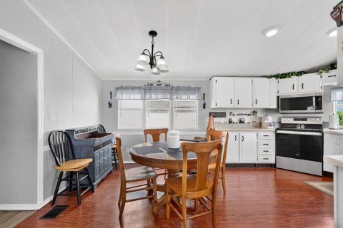 Casa en venta en Jensen Beach, Florida, 2 dormitorios, 69.86 m2 № 2261527 - foto 17