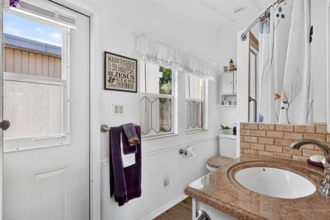 Casa en venta en Jensen Beach, Florida, 2 dormitorios, 69.86 m2 № 2261527 - foto 26