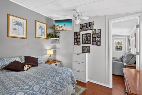 Casa en venta en Jensen Beach, Florida, 2 dormitorios, 69.86 m2 № 2261527 - foto 21