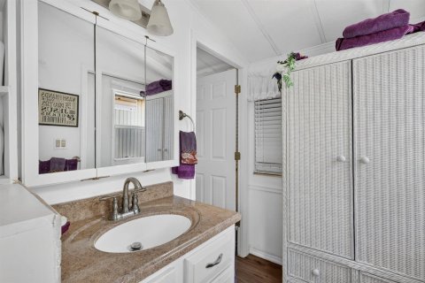 Casa en venta en Jensen Beach, Florida, 2 dormitorios, 69.86 m2 № 2261527 - foto 27