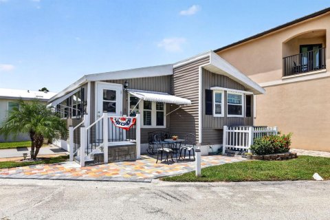Casa en venta en Jensen Beach, Florida, 2 dormitorios, 69.86 m2 № 2261527 - foto 7