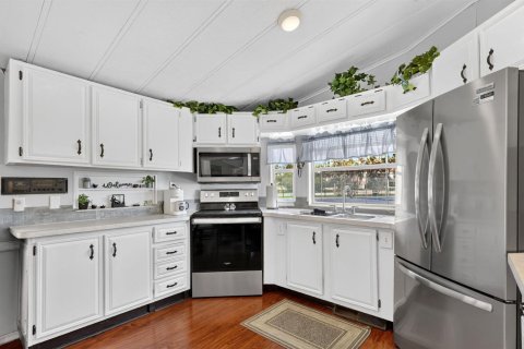 Casa en venta en Jensen Beach, Florida, 2 dormitorios, 69.86 m2 № 2261527 - foto 18