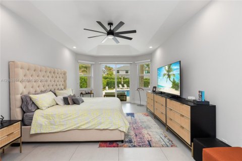 Снять в аренду виллу или дом в Уэстон, Флорида 5 спален, 246.84м2, № 2066445 - фото 25