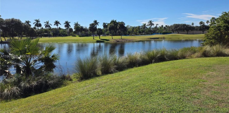 Touwnhouse à Sunrise, Floride 2 chambres, 88.63 m2 № 2027569