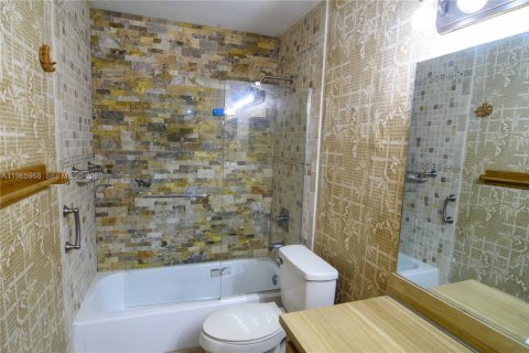 Touwnhouse à louer à Sunrise, Floride: 2 chambres, 88.63 m2 № 2027569 - photo 14