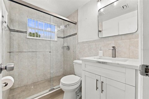 Villa ou maison à louer à Tampa, Floride: 3 chambres, 100.33 m2 № 2380533 - photo 16