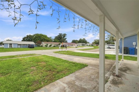 Villa ou maison à louer à Tampa, Floride: 3 chambres, 100.33 m2 № 2380533 - photo 3