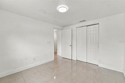 Villa ou maison à louer à Tampa, Floride: 3 chambres, 100.33 m2 № 2380533 - photo 18