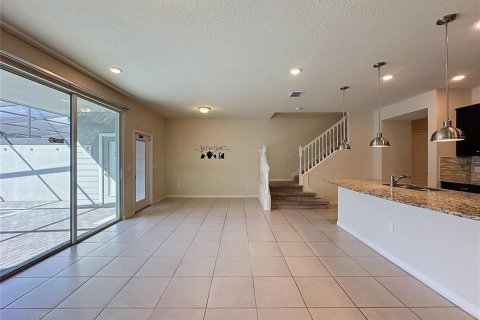 Touwnhouse à vendre à Davenport, Floride: 5 chambres, 208.1 m2 № 2419588 - photo 25