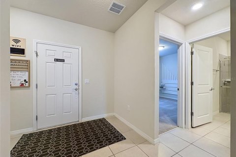 Touwnhouse à vendre à Davenport, Floride: 5 chambres, 208.1 m2 № 2419588 - photo 8