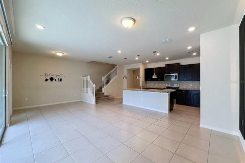 Touwnhouse à vendre à Davenport, Floride: 5 chambres, 208.1 m2 № 2419588 - photo 24