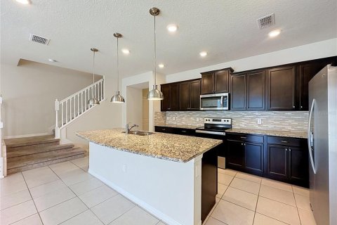 Touwnhouse à vendre à Davenport, Floride: 5 chambres, 208.1 m2 № 2419588 - photo 15