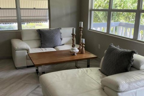 Condominio en venta en Deerfield Beach, Florida, 1 dormitorio, 65.03 m2 № 2146830 - foto 6