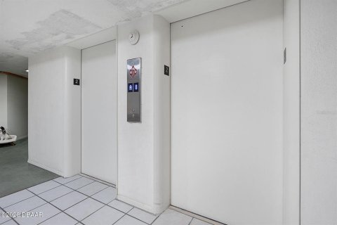 Copropriété à vendre à Daytona Beach, Floride: 1 chambre, 76.37 m2 № 2098015 - photo 27
