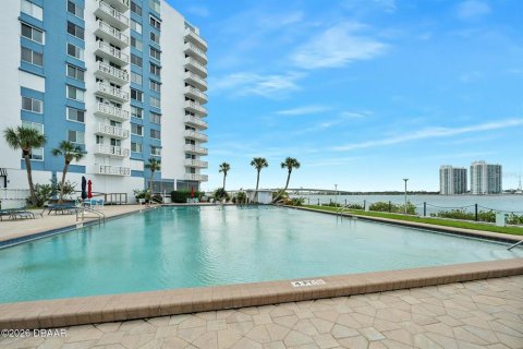 Copropriété à vendre à Daytona Beach, Floride: 1 chambre, 76.37 m2 № 2098015 - photo 30