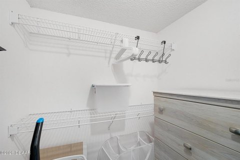 Copropriété à vendre à Daytona Beach, Floride: 1 chambre, 76.37 m2 № 2098015 - photo 24