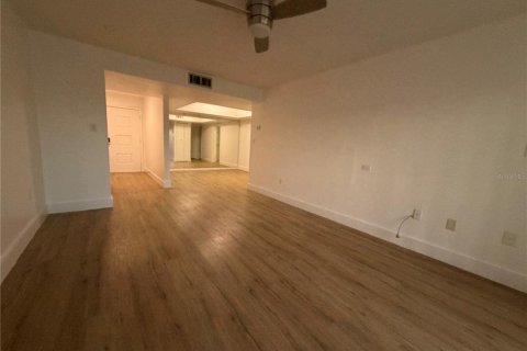 Copropriété à vendre à Orlando, Floride: 1 chambre, 78.97 m2 № 2388782 - photo 7