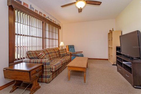 Casa en venta en Orlando, Florida, 3 dormitorios, 163.14 m2 № 1914164 - foto 5