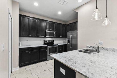 Townhouse in Clermont, Florida 4 bedrooms, 191.01 sq.m. № 1866556 - photo 18