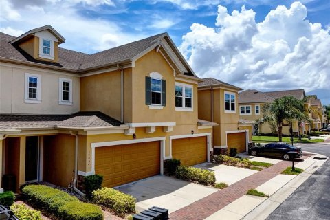 Townhouse in Clermont, Florida 4 bedrooms, 191.01 sq.m. № 1866556 - photo 5