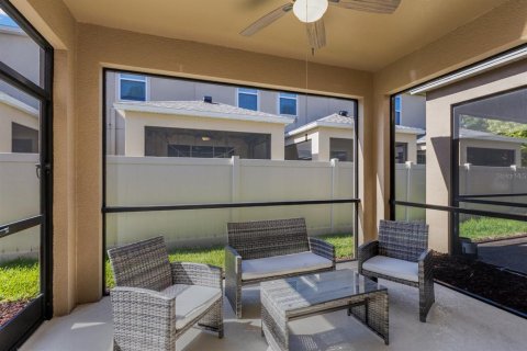 Townhouse in Pinellas Park, Florida 3 bedrooms, 131.92 sq.m. № 1899958 - photo 27