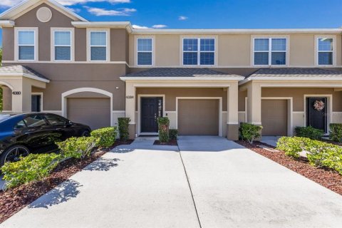 Townhouse in Pinellas Park, Florida 3 bedrooms, 131.92 sq.m. № 1899958 - photo 1