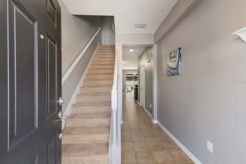 Townhouse in Pinellas Park, Florida 3 bedrooms, 131.92 sq.m. № 1899958 - photo 5