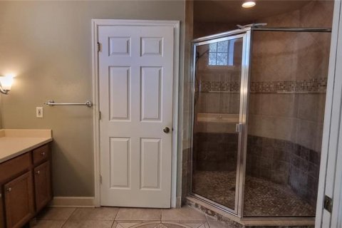 Condo in Lake Mary, Florida, 2 bedrooms № 2236837 - photo 12