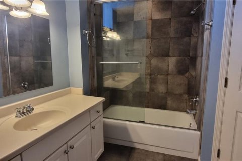 Condo in Lake Mary, Florida, 2 bedrooms № 2236837 - photo 14