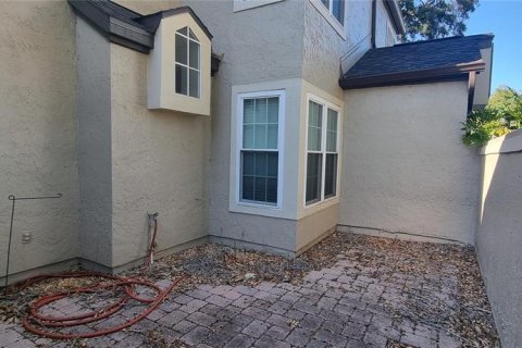 Condo in Lake Mary, Florida, 2 bedrooms № 2236837 - photo 2