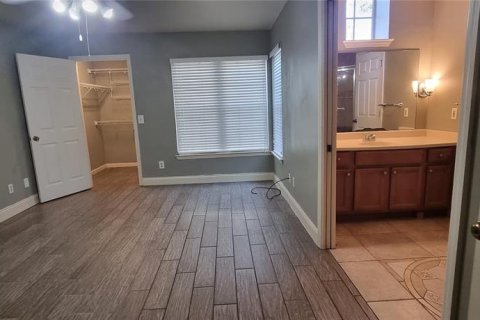 Condo in Lake Mary, Florida, 2 bedrooms № 2236837 - photo 11