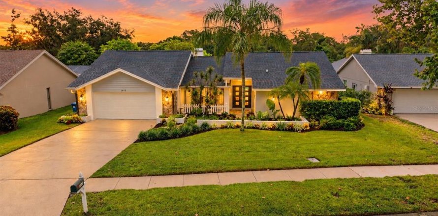 Casa en Palm Harbor, Florida 4 dormitorios, 251.67 m2 № 2385801