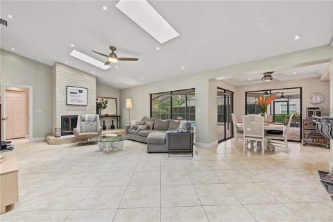 Casa en venta en Palm Harbor, Florida, 4 dormitorios, 251.67 m2 № 2385801 - foto 21