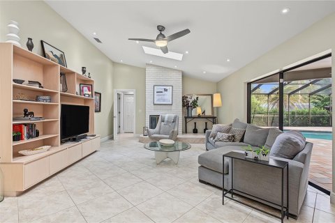 Casa en venta en Palm Harbor, Florida, 4 dormitorios, 251.67 m2 № 2385801 - foto 22