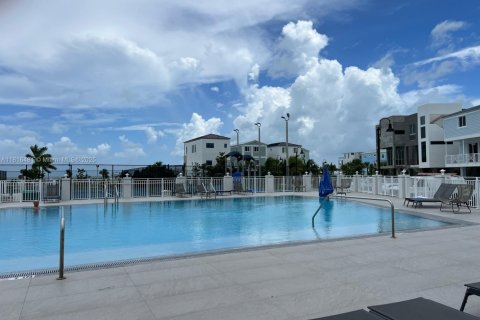 House in Key Largo, Florida 3 bedrooms, 159.42 sq.m. № 1770404 - photo 3