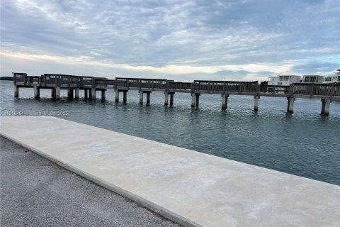 House in Key Largo, Florida 3 bedrooms, 159.42 sq.m. № 1770404 - photo 28