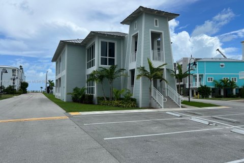 House in Key Largo, Florida 3 bedrooms, 159.42 sq.m. № 1770404 - photo 26