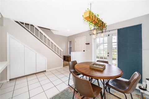 Condo in Apopka, Florida, 2 bedrooms № 2094121 - photo 5