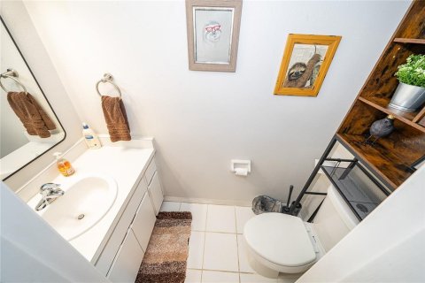 Condo in Apopka, Florida, 2 bedrooms № 2094121 - photo 13