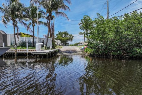 Propiedad comercial en venta en Palmetto, Florida, 305.37 m2 № 2287589 - foto 26